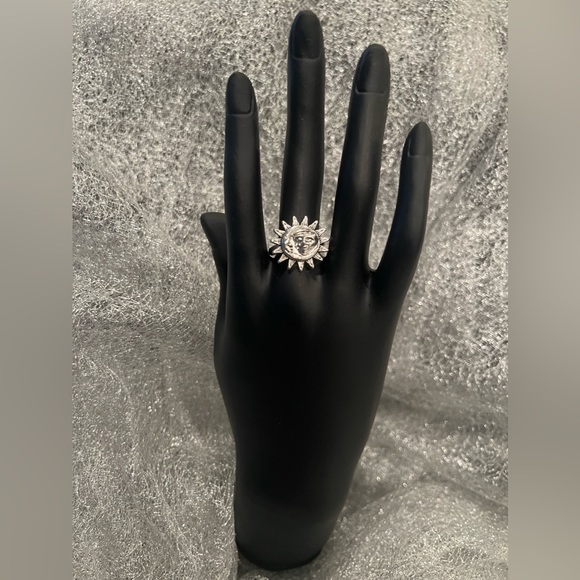 NEW: Choose Your 5 Pcs Elegant Vintage Stackable Style Finger Jewelry Decor - Picture 6 of 7